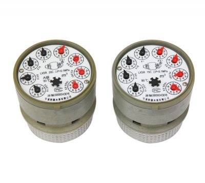 Rotor wet type C-type hot water movement